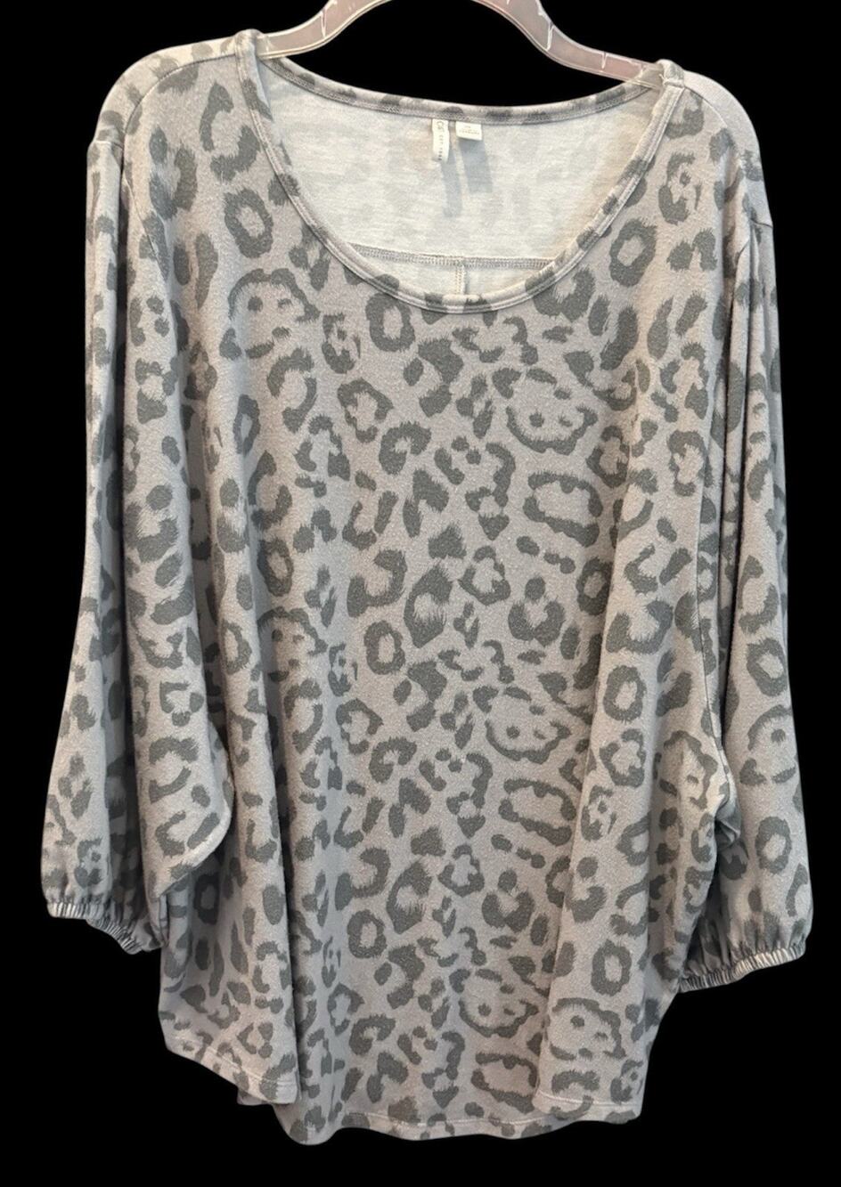Cato Gray Animal Print Knit Top 3/4 Sleeves Size XL